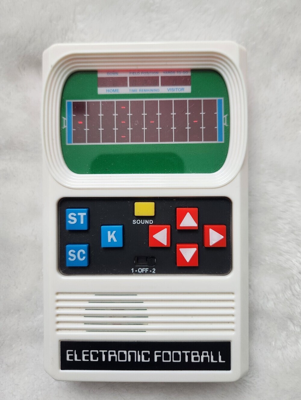 Vintage Style Electronic Football Handheld Retro Game Mattel Classic Remake - Picture 3 of 4